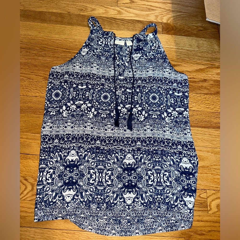 Float tank top